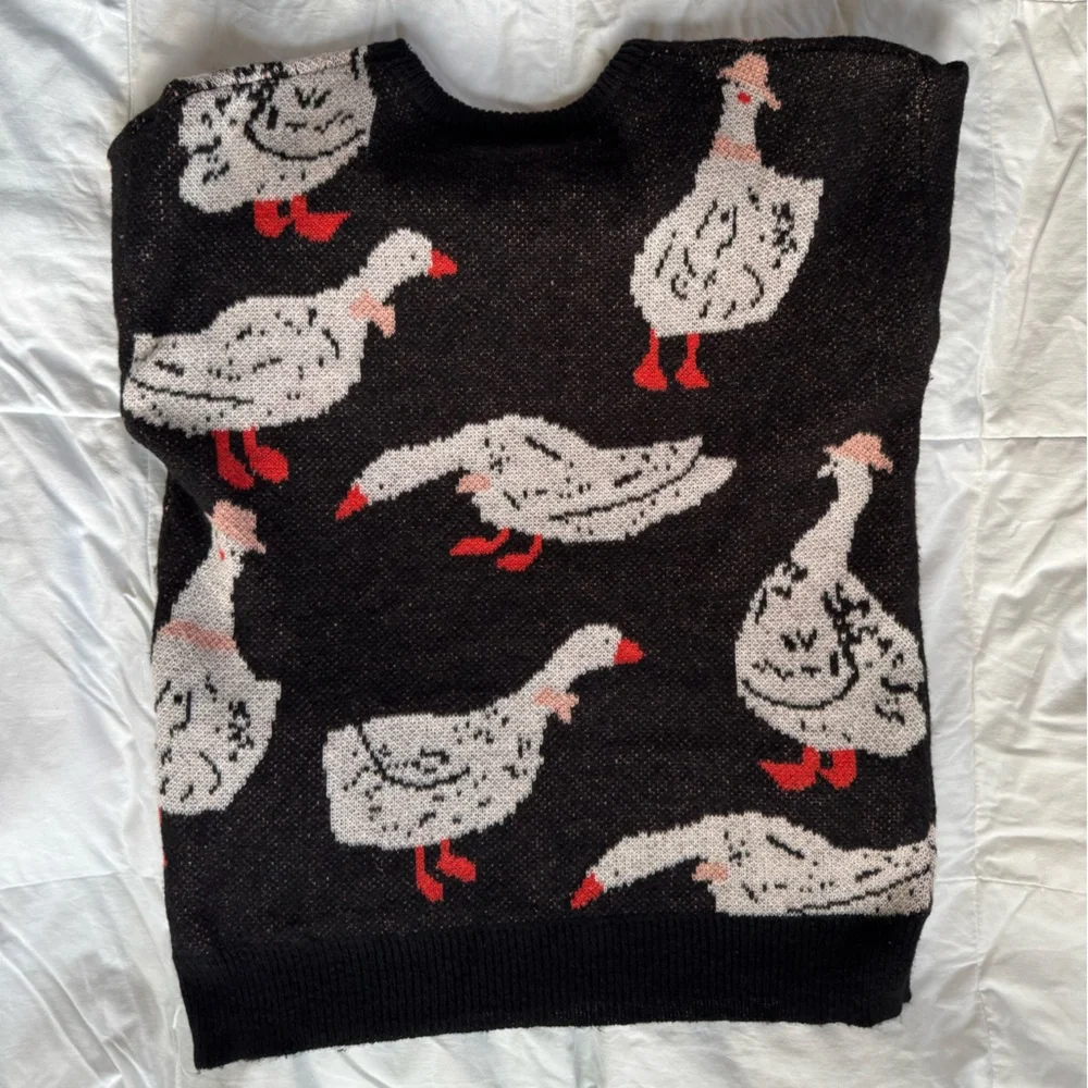 All-Over Goose Print Knit Crewneck Sweater - Black & White (unisex) - Picture 3 of 5
